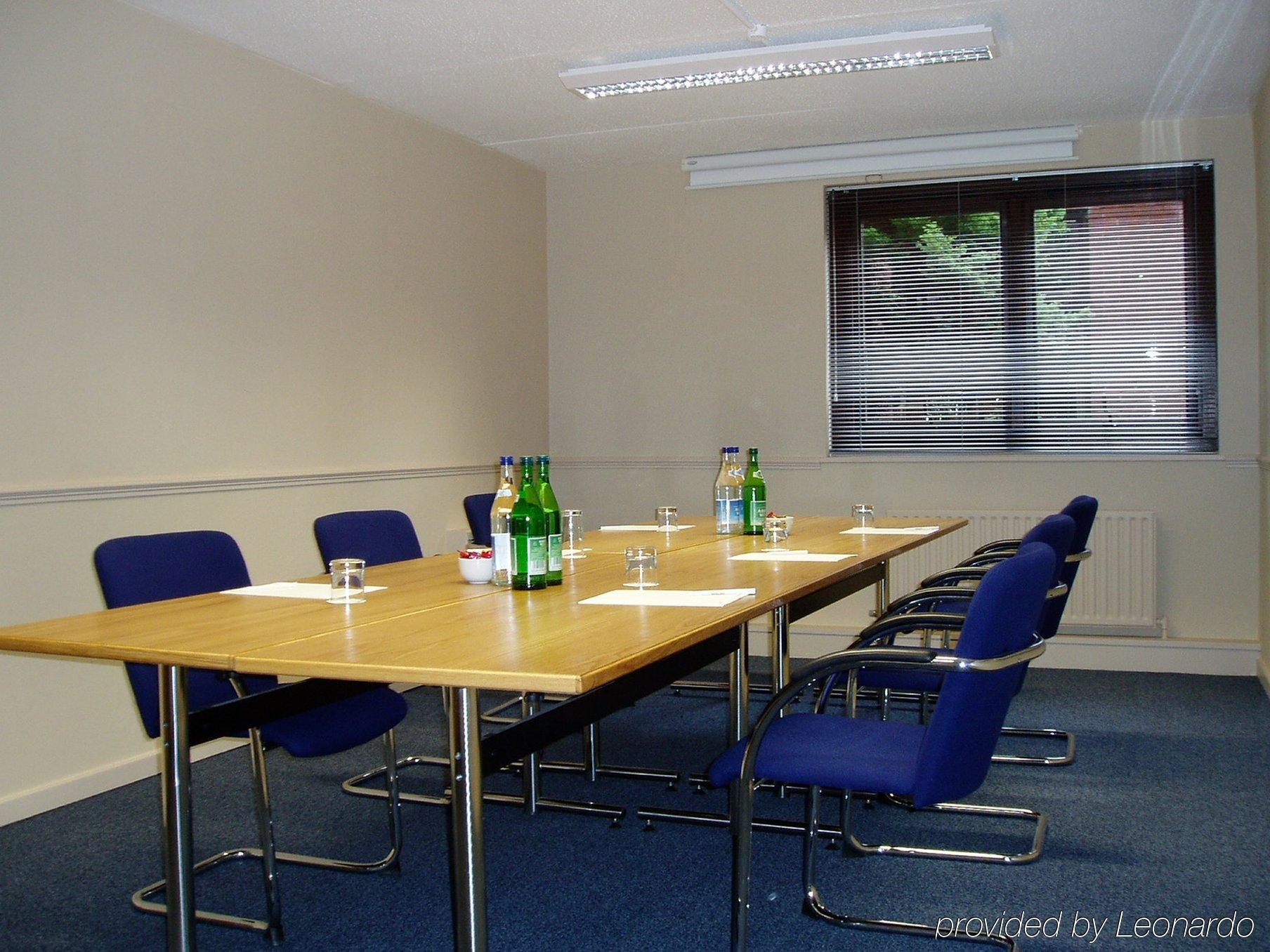 Holiday Inn Haydock By Ihg Удобства фото
