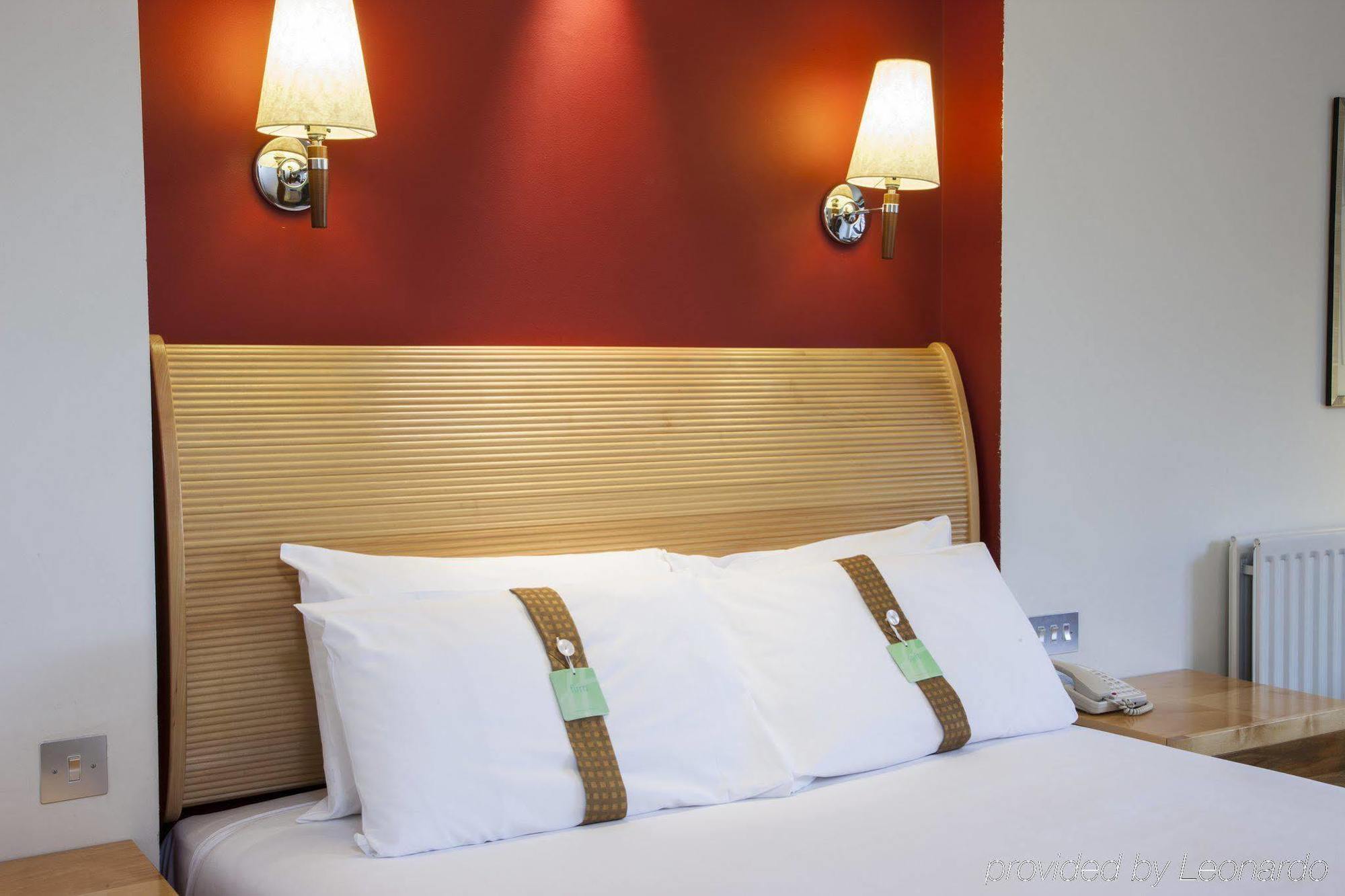 Holiday Inn Haydock By Ihg Экстерьер фото